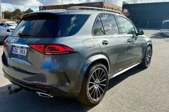 Mercedes-Benz GLE 300, automatic, four-wheel drive