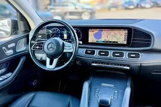 Mercedes-Benz GLE 300, automatic, four-wheel drive