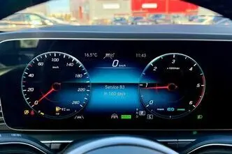 Mercedes-Benz GLE 300, automatic, four-wheel drive
