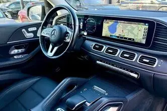 Mercedes-Benz GLE 300, automatic, four-wheel drive