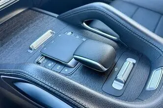 Mercedes-Benz GLE 300, automatic, four-wheel drive