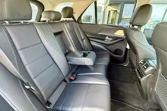 Mercedes-Benz GLE 300, automatic, four-wheel drive