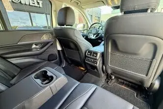 Mercedes-Benz GLE 300, automatic, four-wheel drive