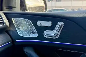 Mercedes-Benz GLE 300, automatic, four-wheel drive