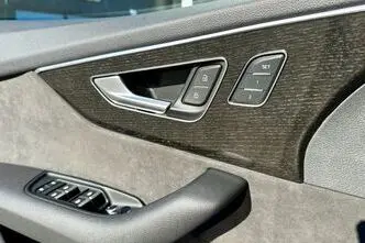 Audi Q7, 3.0, 210 kW, дизель, автомат, полный привод