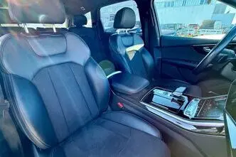 Audi Q7, 3.0, 210 kW, дизель, автомат, полный привод