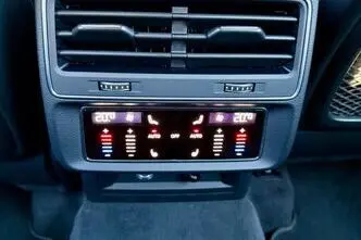 Audi Q7, гибрид, автомат, полный привод