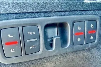 Audi Q7, гибрид, автомат, полный привод