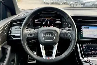Audi SQ8, petrol, automatic, four-wheel drive