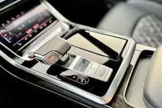 Audi SQ8, petrol, automatic, four-wheel drive