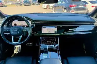 Audi Q8, automatic, four-wheel drive