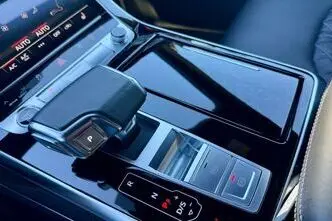 Audi Q8, automatic, four-wheel drive