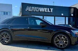 Audi SQ8, petrol, automatic, four-wheel drive