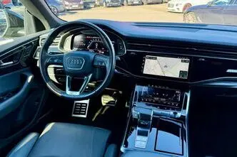 Audi SQ8, petrol, automatic, four-wheel drive