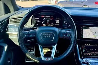 Audi SQ8, petrol, automatic, four-wheel drive