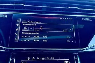 Audi SQ8, petrol, automatic, four-wheel drive