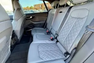 Audi SQ8, petrol, automatic, four-wheel drive