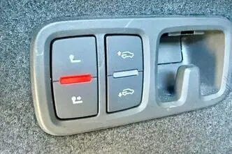 Audi SQ8, petrol, automatic, four-wheel drive