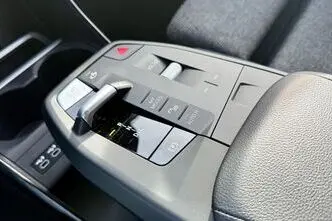 BMW 218, 2.0, 110 kW, diesel, automatic, front-wheel drive