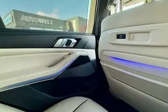 BMW X5, 3.0, 294 kW, diesel, automatic, four-wheel drive