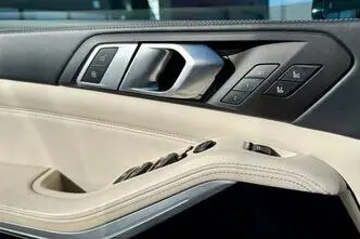 BMW X5, 3.0, 294 kW, diesel, automatic, four-wheel drive