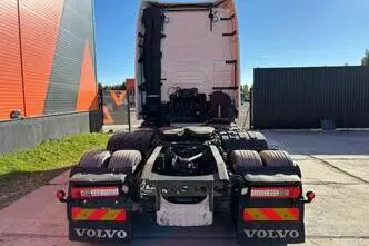 Volvo FH 500 6x2, 375 kW, diesel, automatic