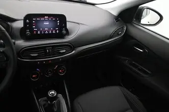 Fiat Tipo, 1.4, 88 kW, petrol, manual, front-wheel drive