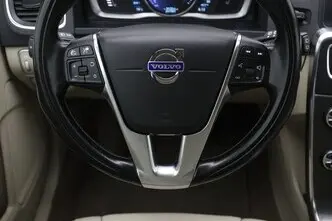 Volvo V60, 2.4, 158 kW, подключаемый гибрид, автомат, полный привод