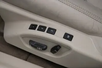 Volvo V60, 2.4, 158 kW, подключаемый гибрид, автомат, полный привод