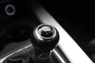 Audi A4, 1.4, 110 kW, бензин, механическая, передний привод