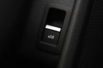 Audi A4, 1.4, 110 kW, бензин, механическая, передний привод