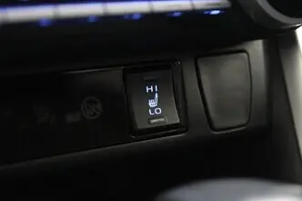Toyota RAV4, 2.5, 131 kW, гибрид, автомат, полный привод