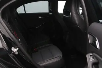 Mercedes-Benz A 180, 1.6, 90 kW, petrol, automatic, front-wheel drive