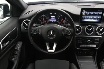 Mercedes-Benz A 180, 1.6, 90 kW, petrol, automatic, front-wheel drive