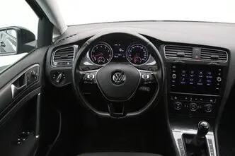 Volkswagen Golf, 1.5, 96 kW, petrol, manual, front-wheel drive