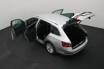 Škoda Superb, 1.6, 88 kW, diesel, automatic, front-wheel drive