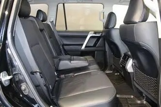Toyota Land Cruiser, 2.8, 150 kW, diesel, automatic, four-wheel drive