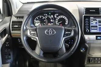 Toyota Land Cruiser, 2.8, 150 kW, diesel, automatic, four-wheel drive
