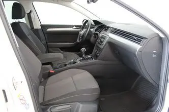 Volkswagen Passat, 1.4, 92 kW, petrol, automatic, front-wheel drive