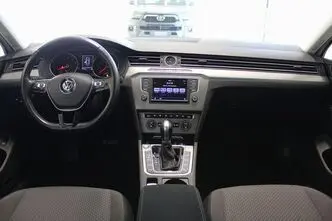Volkswagen Passat, 1.4, 92 kW, petrol, automatic, front-wheel drive