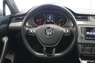 Volkswagen Passat, 1.4, 92 kW, petrol, automatic, front-wheel drive