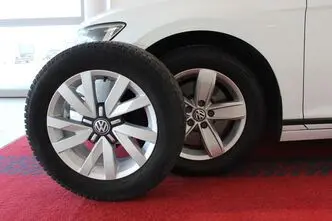 Volkswagen Passat, 1.4, 92 kW, petrol, automatic, front-wheel drive