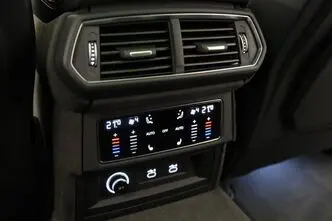 Lamborghini Urus, 4.0, 456 kW, pistikhübriid, automaat, nelikvedu