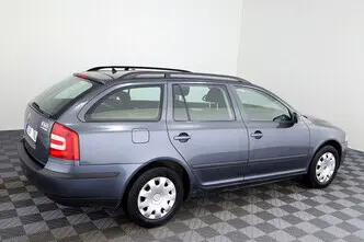 Škoda Octavia, 1.6, 101 kW, бензин, механическая, передний привод