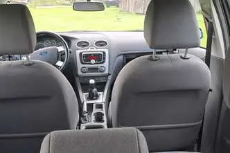 Ford Focus, 1.6, 74 kW, бензин, механическая, передний привод