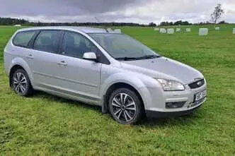 Ford Focus, 1.6, 74 kW, бензин, механическая, передний привод