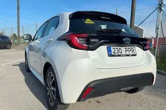 Toyota Yaris, 1.5, 68 kW, hübriid, automaat, esivedu