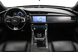 Jaguar XF, 2.0, 177 kW, diesel, automatic, four-wheel drive