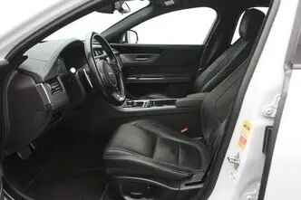 Jaguar XF, 2.0, 177 kW, diesel, automatic, four-wheel drive