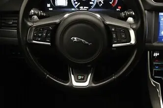 Jaguar XF, 2.0, 177 kW, diesel, automatic, four-wheel drive